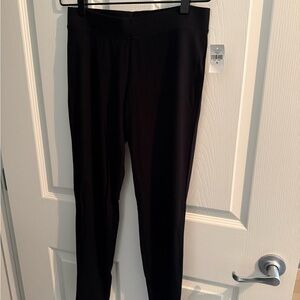 Gap- Classic Black Leggings, Size Medium